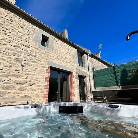 Douceur De Vivre En Bord De Mer - Jacuzzi Et Cheminee Сен-Кулом Екстериор снимка